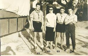 SCOUTS DE FRANCE 9 EME ORAN 13-quelques scouts sont venus donner un coup de main